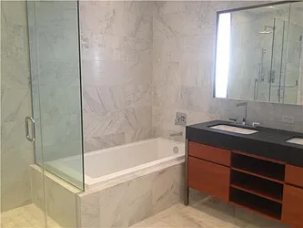 Rented by R New York