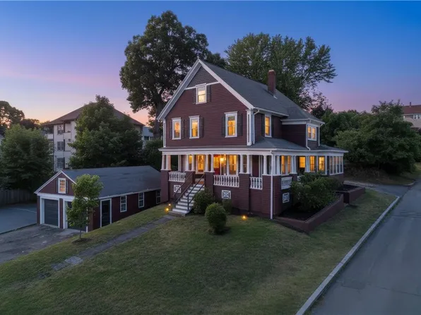 430 Cumberland Hill Rd, Woonsocket, RI 02895