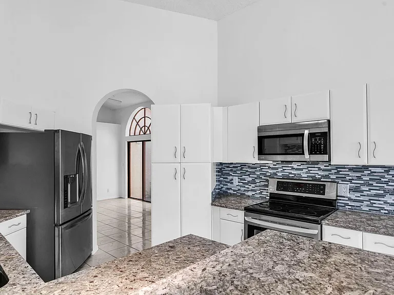 12382 Pleasant Green Way — Photo 93