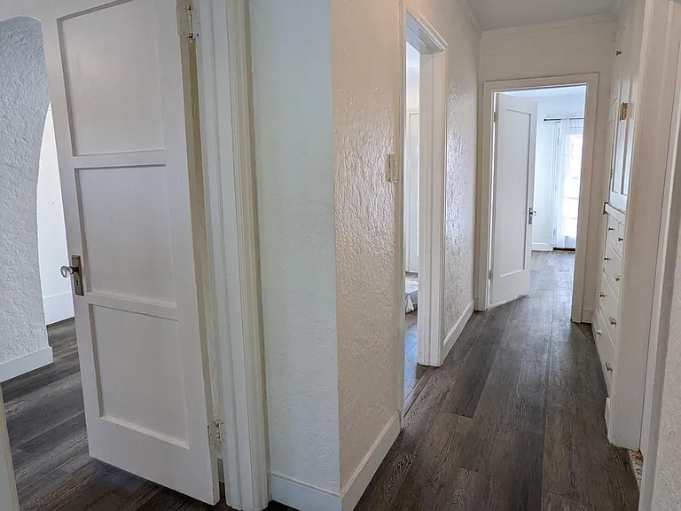 2253 Earl Ave — Photo 11