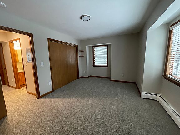 2nd image of 18.5 N Fulton St #4