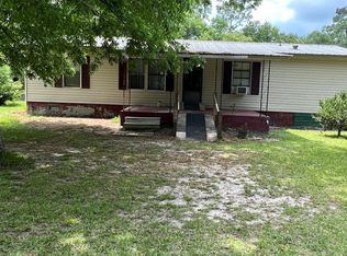 62 Boyd Ln, Willacoochee, GA 31650