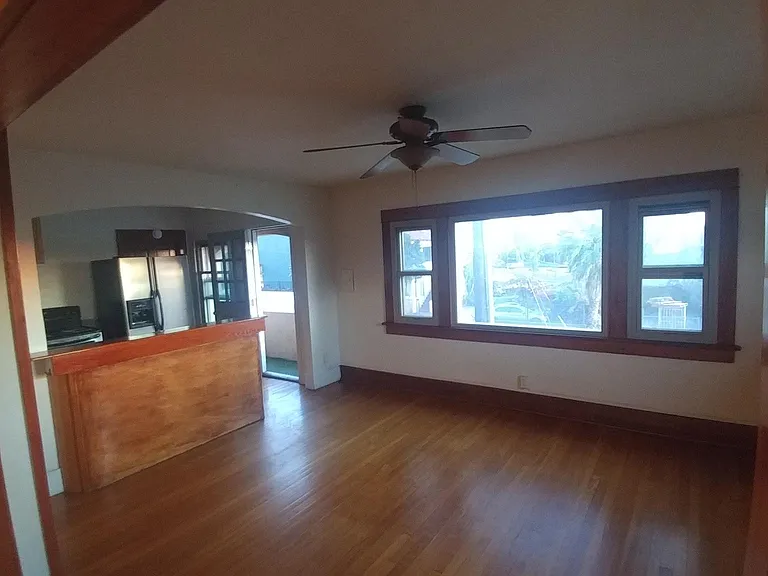 244 Grape St — Photo 17