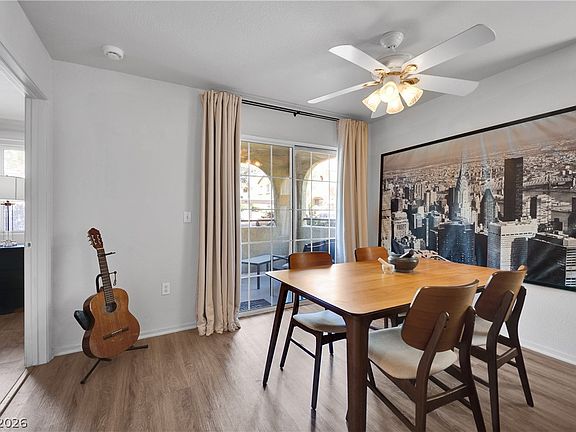 2nd image of 7950 W Flamingo Rd Unit 1024