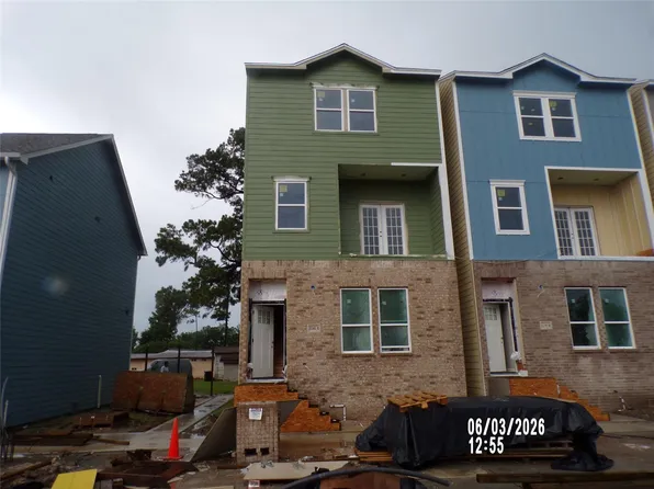 3232 Creekmont Dr, Houston, TX 77091