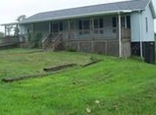 49 Buffalo View Rd, Hillsville, VA 24343