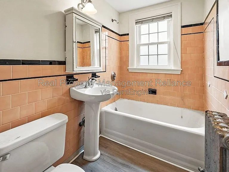 16 Winthrop St #1 — Photo 11