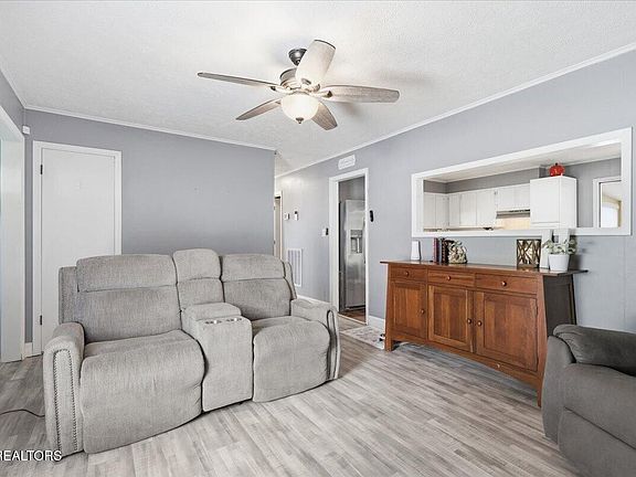3rd image of 1847 Nandina Dr