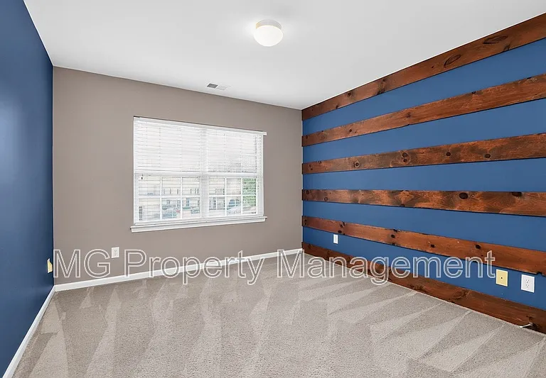 11909 Stratfield Place Cir — Photo 19