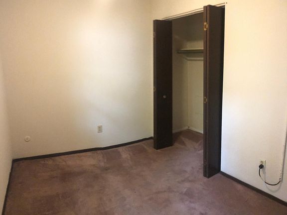 2nd image of 2435 Beech St #2