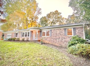 1931 12th St NE, Hickory, NC 28601