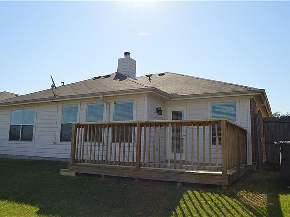 2nd image of 948 Jockey Club Ln