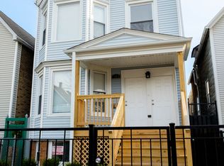 2943 N Wisner Ave APT 1, Chicago, IL 60618