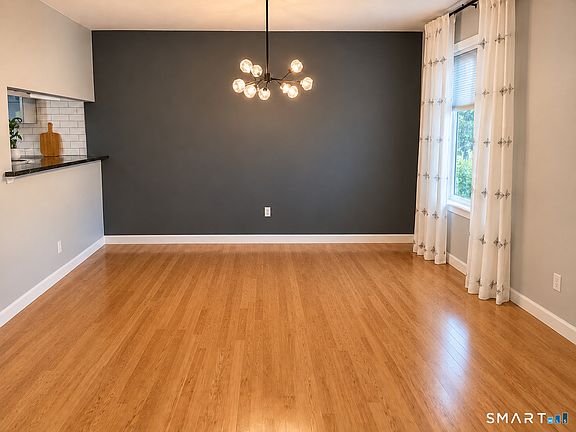5th image of 31 Olcott Way #31