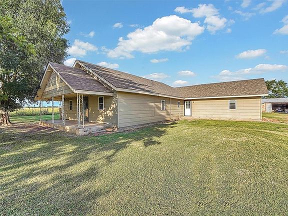 3rd image of 22904 N County Road 1840