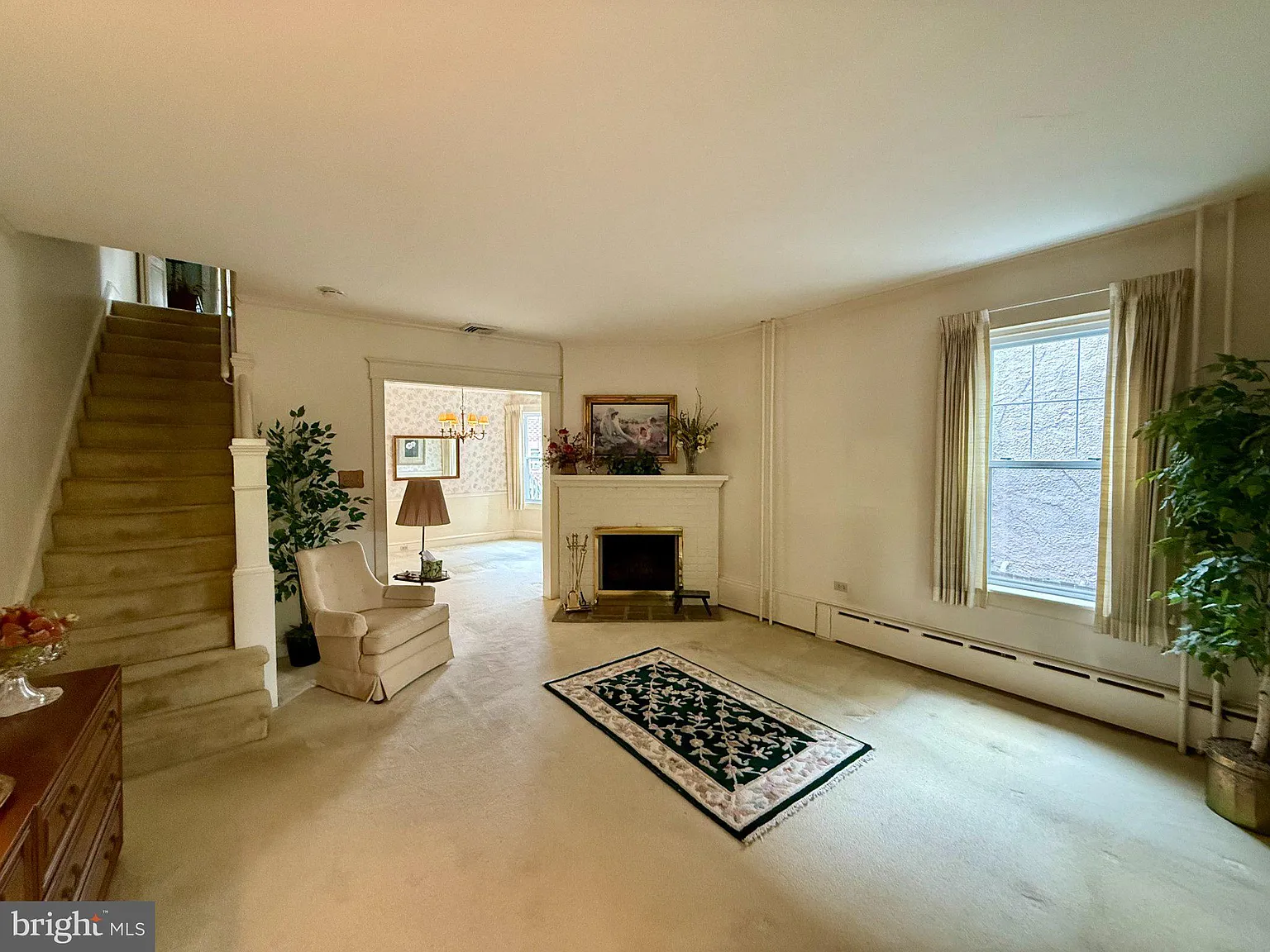 3 bed, 1.5 bath, 1618 sqft, $2,200 — Photo 4