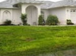 414 SE 14th Ter, Cape Coral, FL 33990