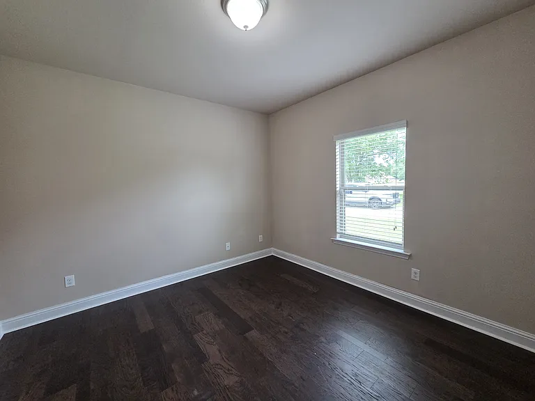 Bedroom #1