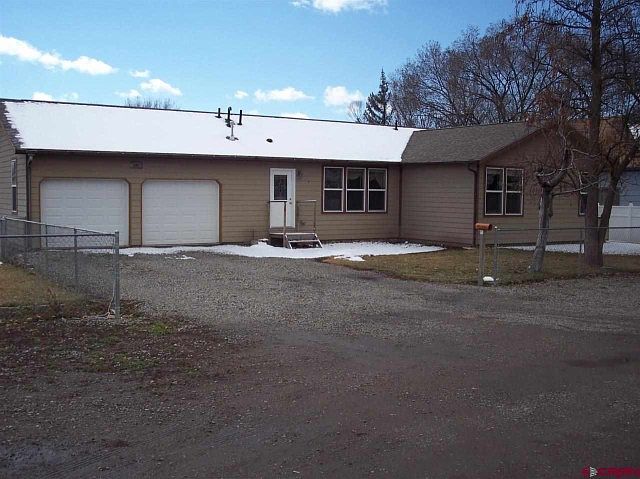 1st image of 309 W Hotchkiss Ave