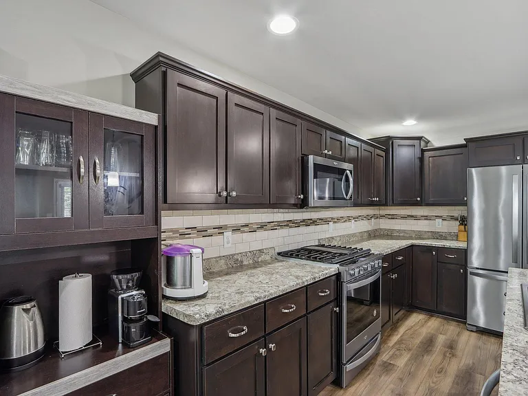 1835 Summerfield Way — Photo 8