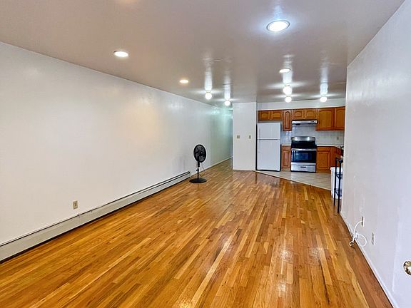 3rd image of 1842 121st St APT 1