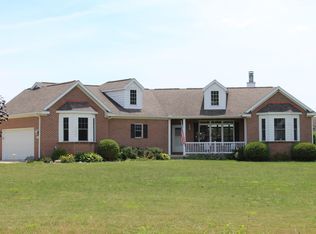 2911 Lawrence Hwy, Charlotte, MI 48813