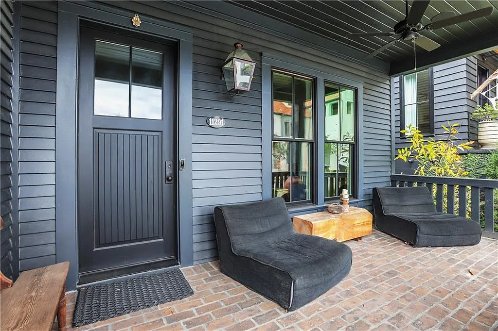 3 bed, 3.0 bath, 2300 sqft, $6,200 — Photo 3