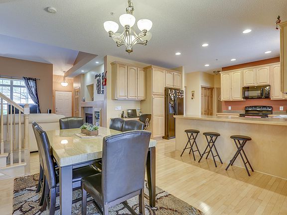 5th image of 9637 Belmont Ln