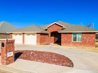247 E 28th St, Littlefield, TX 79339