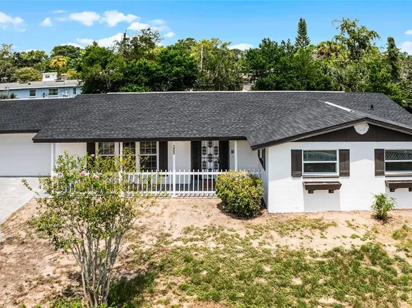 1453 Continental Dr, Daytona Beach, FL 32117