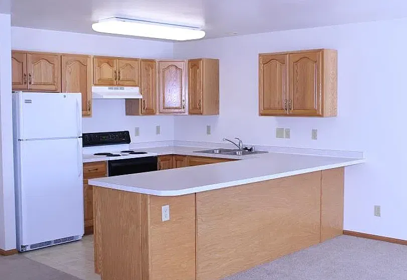 3 bed, 1.5 bath, 1400 sqft, $1,499 — Photo 1