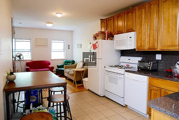 Rented by Highline Residential | media 19