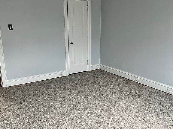 4th image of 3346 Saint Vincent St Floor 2