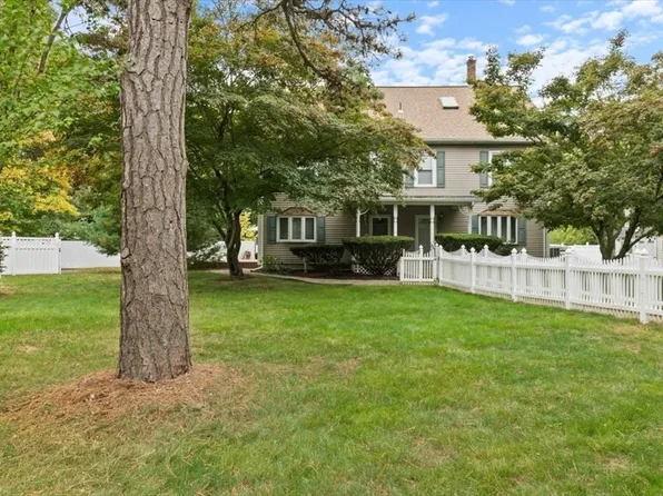 193 Chandler St, Tewksbury, MA 01876
