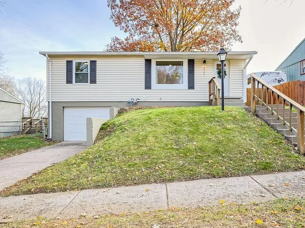 2507 Beechwood Blvd, Saint Joseph, MO 64503