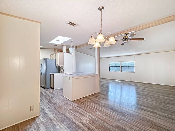 4th image of 34 Verlo Ct