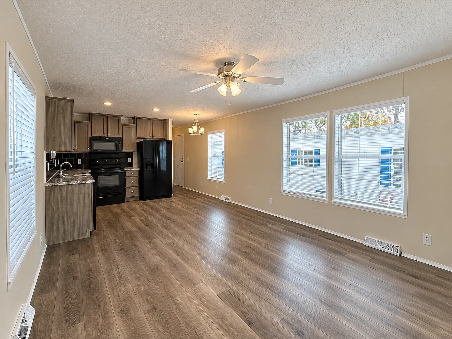 Lake Fenton Estates — Photo 4