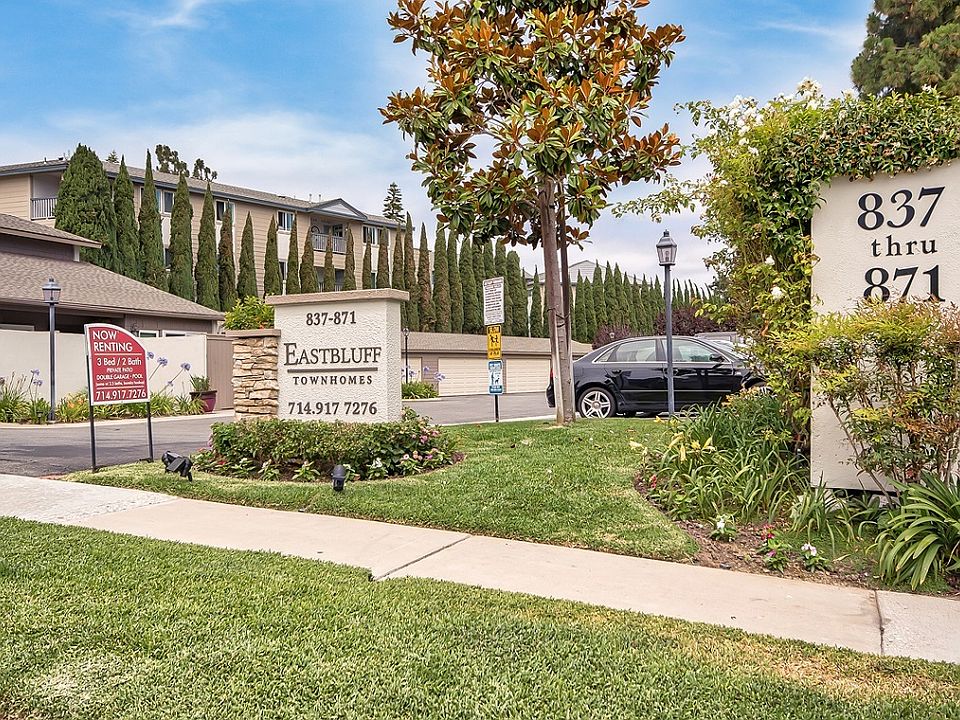 Welcome to Eastbluff townhomes