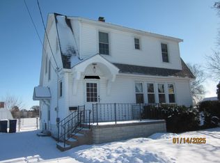 301 N Johnson St, Bay City, MI 48708