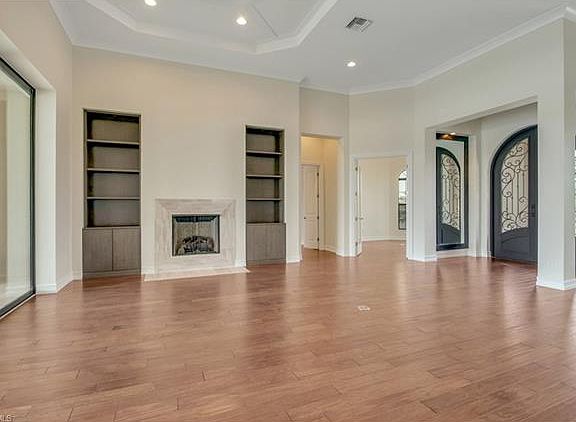 5th image of 9129 Esplanade Blvd