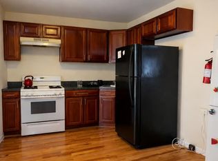 17 Poe Ave FLOOR 3, Newark, NJ 07106