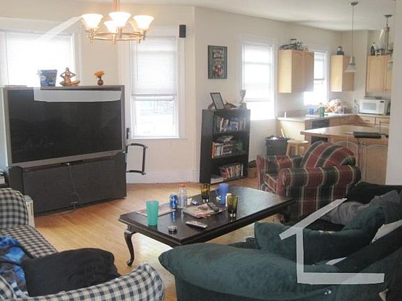 2nd image of 337 Faneuil St #3C