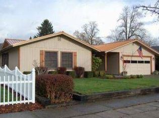 4438 Constitution Ln, Longview, WA 98632