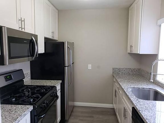 5th image of 5256 E The Toledo APT 2