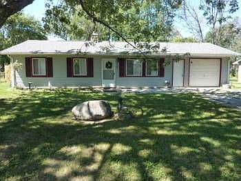 1st image of 6126 Woodsdale Dr
