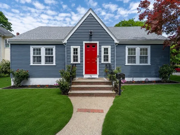 74 Highland St, Hyde Park, MA 02136