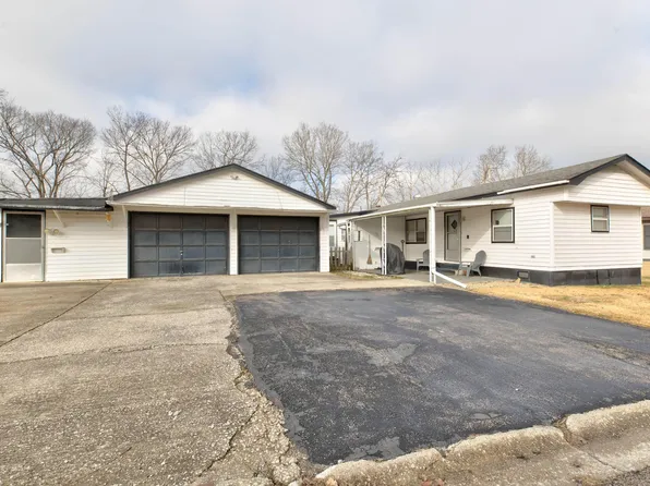 400 Wexford Dr, Winchester, KY 40391