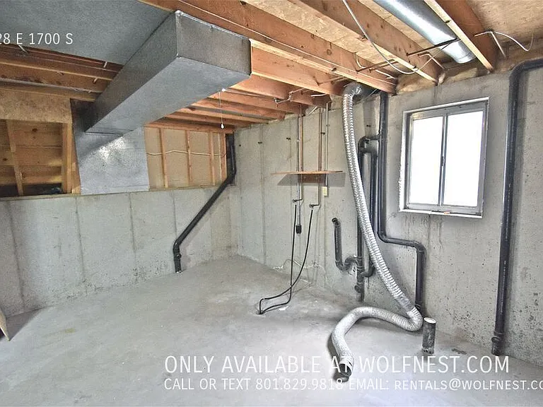 328 E 1700 S — Photo 24