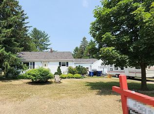 1910 Harbor Lights Rd, Green Bay, WI 54313