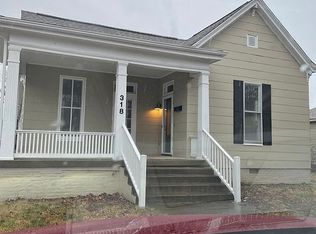318 N Cherry St, Mount Carmel, IL 62863